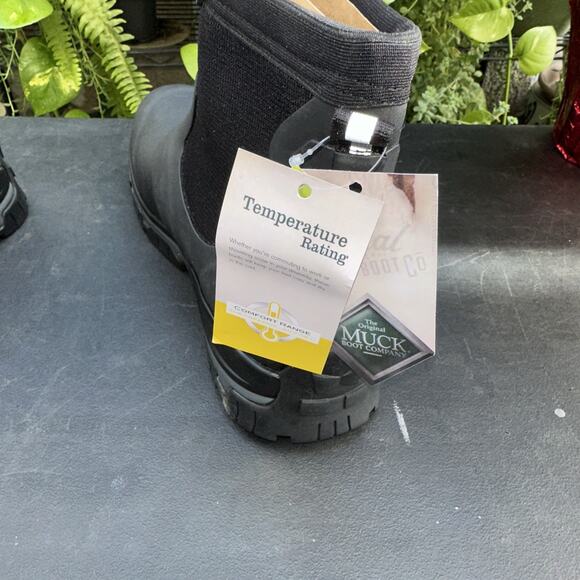 NEW Original Muck Boot Company Men\'s Apex Mid Zip Ankle Boot Black Size 14 $165
